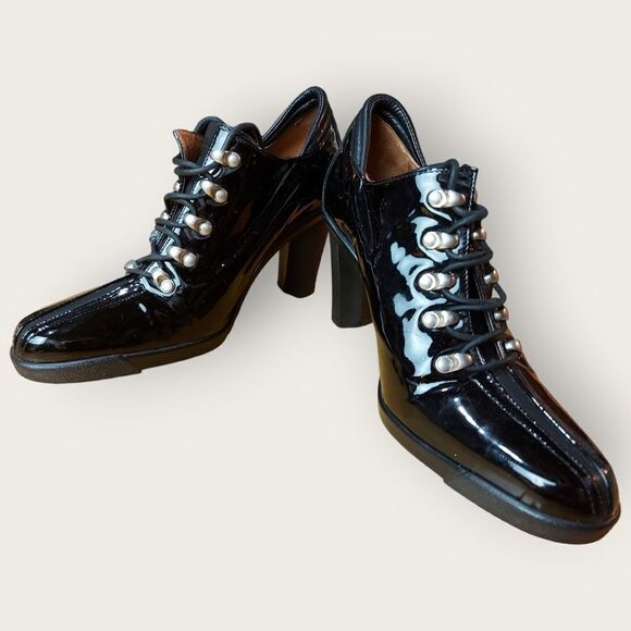 Donald J. Pilner Black Patent Leather Duke Booties Size 7.5 - Picture 1 of 11